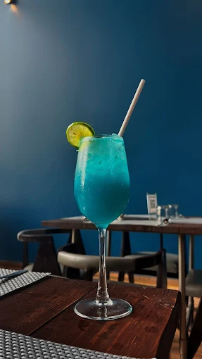 Blue mocktail on a Hoppers table