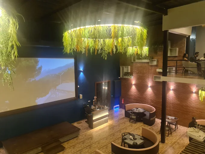 Large sports screen inside Hoppers